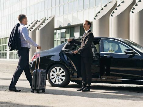 Advantages Of Renting A Car For A Enterprise Trip